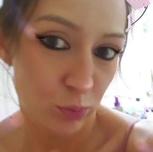 Meet your Posher, Cara